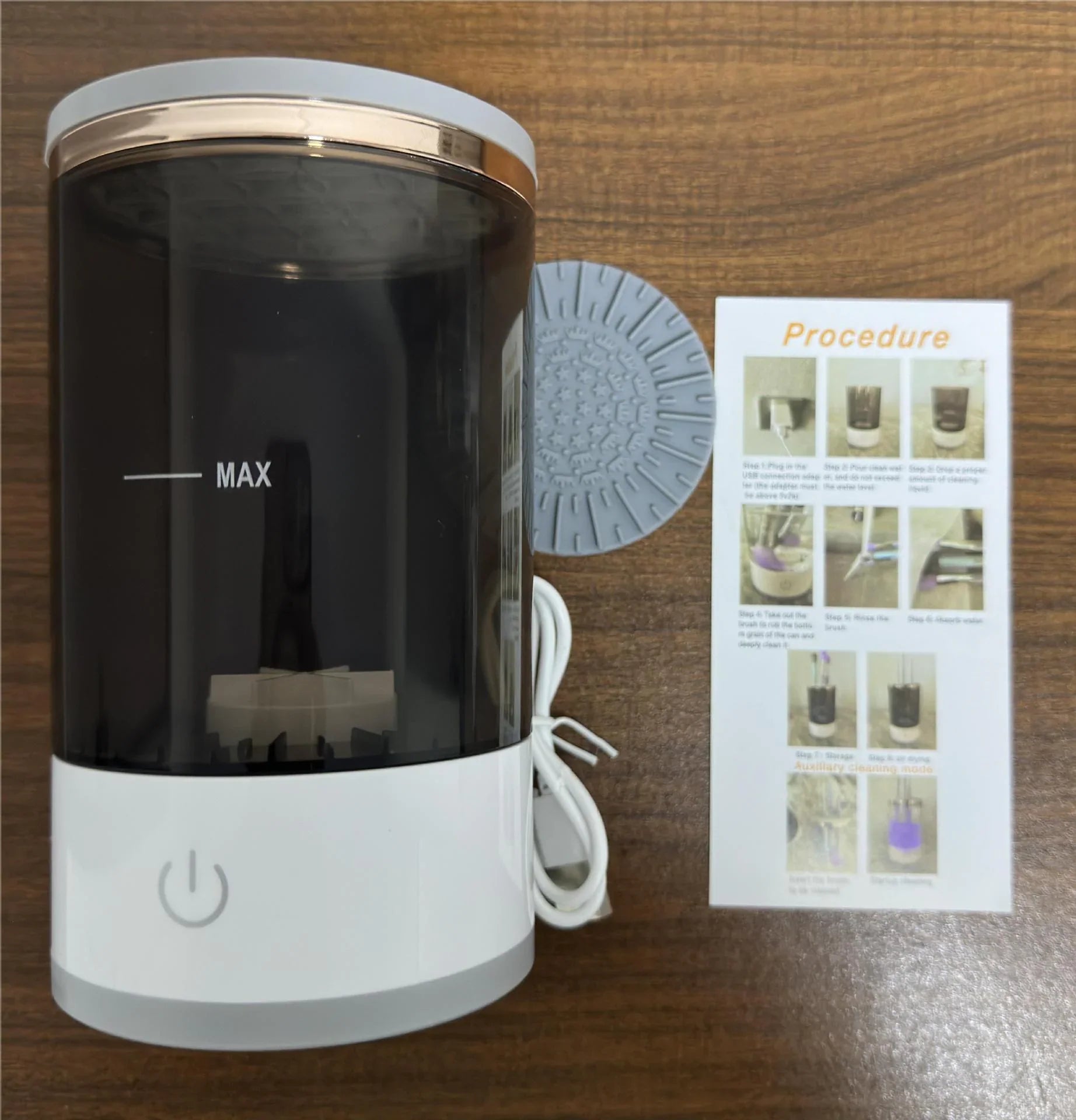 MAKEUP BRUSH CLEANER - Cleans & Dries in Seconds